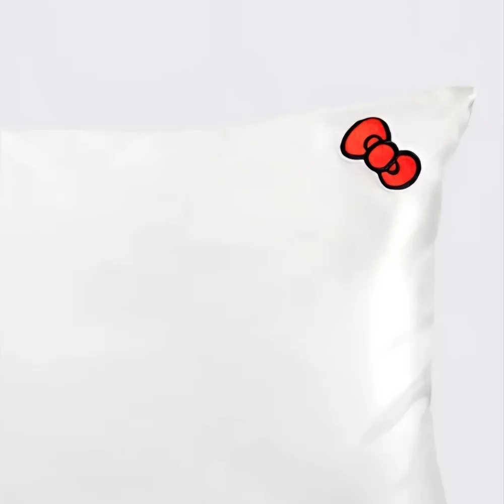Kitsch x Hello Kitty Satin Pillowcase in Ivory Kitty Bow